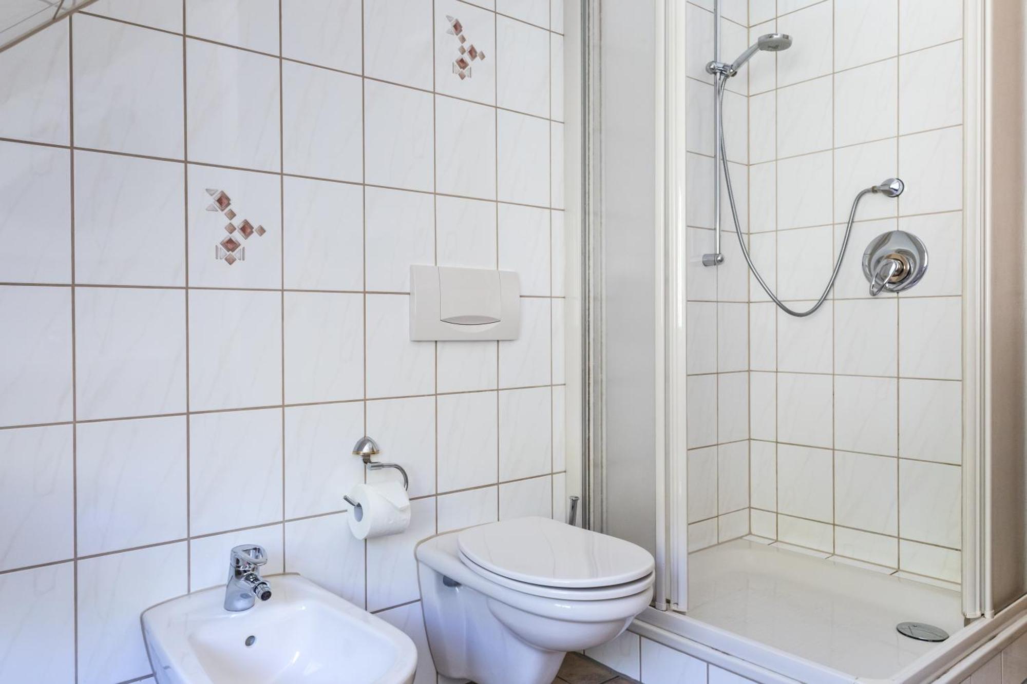 Hotel Garni "Cafe Im Hamm" Zell an der Mosel Phòng bức ảnh